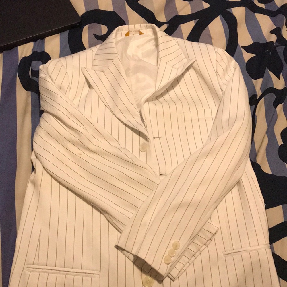 White with black stripes suit for men Size: L